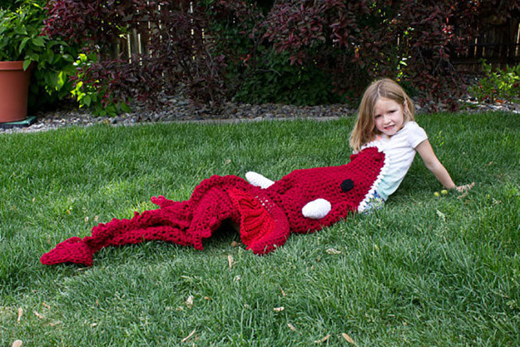 Hand Crochet Dragon Blanket - Crochet Wearable Blanket - Dragon Cocoon - Handmade Afghan - Crochet Lapghan - Crochet Dragon Throw - 3025-B15